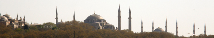 Les minarets d'Istanbul vus du Bosphore